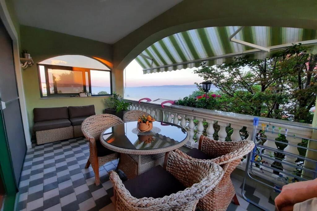 Apartman Adrijan ซูโกชัน ภายนอก รูปภาพ