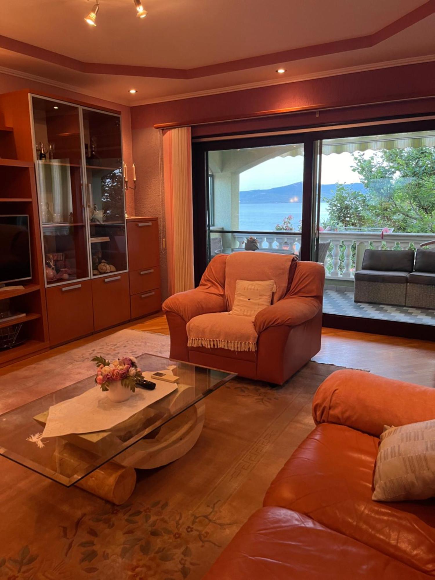 Apartman Adrijan ซูโกชัน ภายนอก รูปภาพ